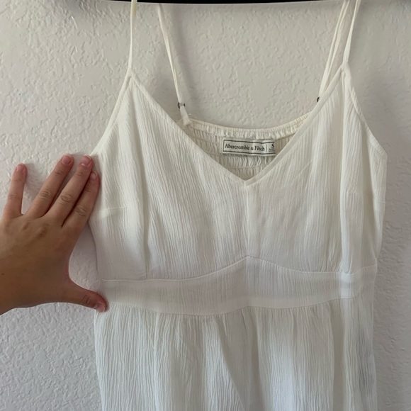 White flowy cami - Picture 3 of 3